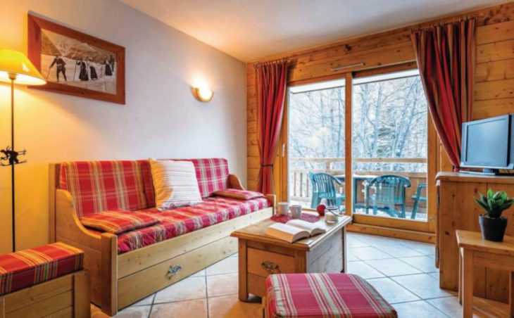 Le Hameau du Rocher Blanc Apartments, Serre Chevalier, Lounge